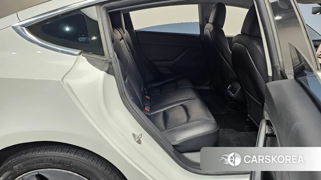 Tesla Model 3 2020 Белый из Кореи, фото 3