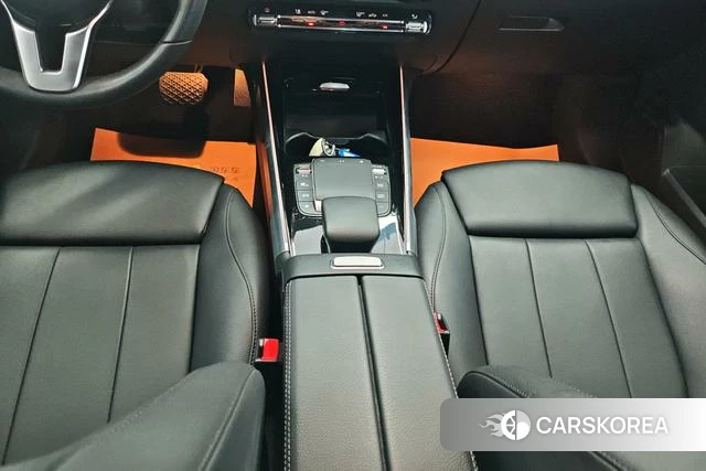 Mercedes-Benz GLB 2021 Белый из Китая, фото 3