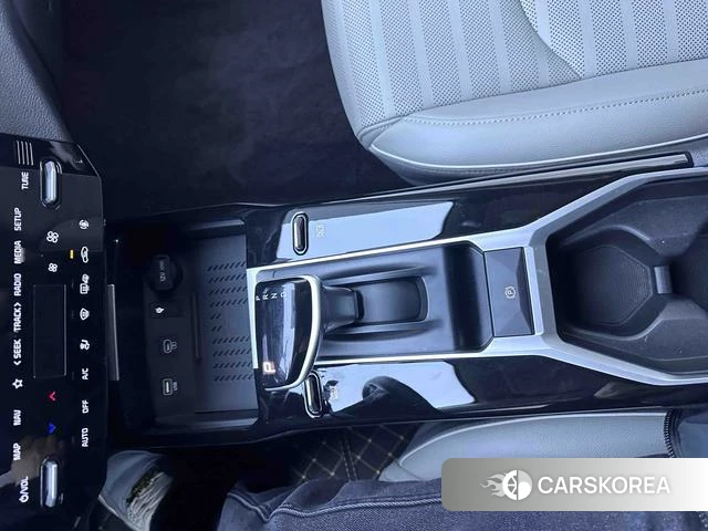 Kia K3 2023 Белый из Китая, фото 3