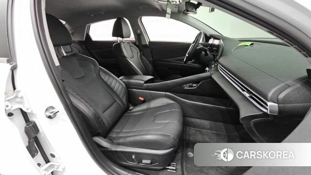 Hyundai Avante (CN7) 2022 Белый из Кореи, фото 3