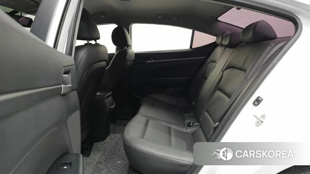 Hyundai Avante AD 2018 Белый из Кореи, фото 3