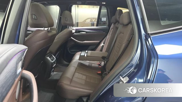 BMW iX3 2024 Синий из Кореи, фото 3