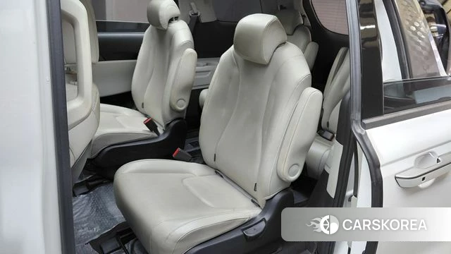 Kia Carnival 4th generation 2022 Белый из Кореи, фото 3