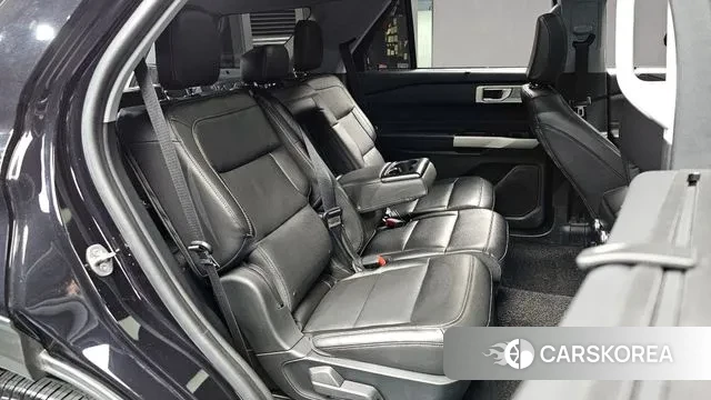 Ford Explorer 6th Generation 2022 Черный из Кореи, фото 3