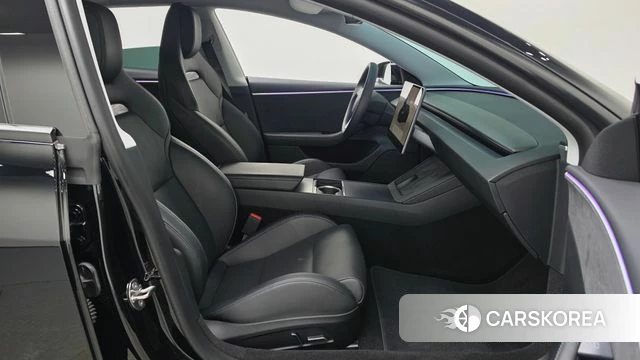 Tesla Model 3 2024 Черный из Кореи, фото 3