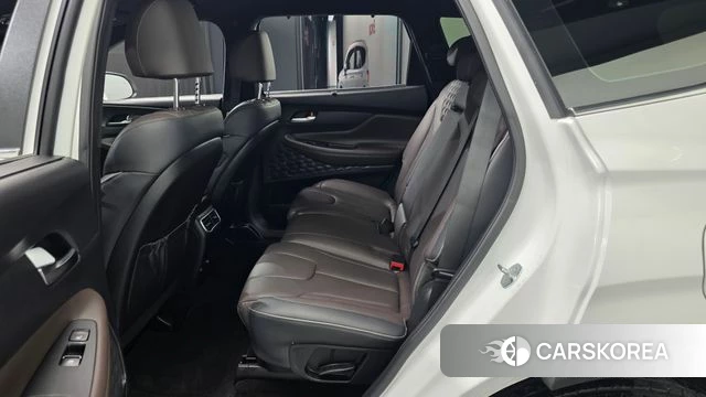 Hyundai The New Santa Fe 2023 Белый из Кореи, фото 3