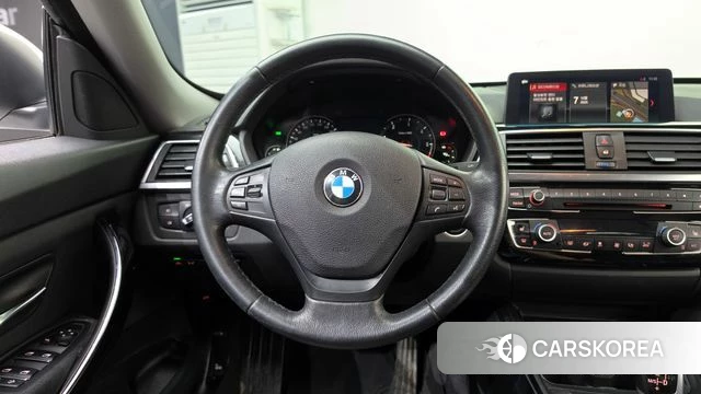 BMW 3 Series GT (F34) 2018 Белый из Кореи, фото 3
