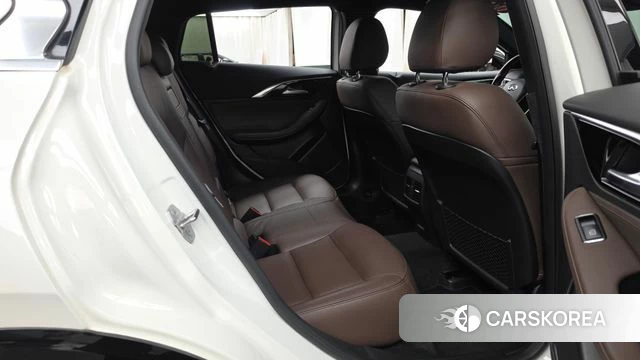 Infiniti Q30 2019 Белый из Кореи, фото 3