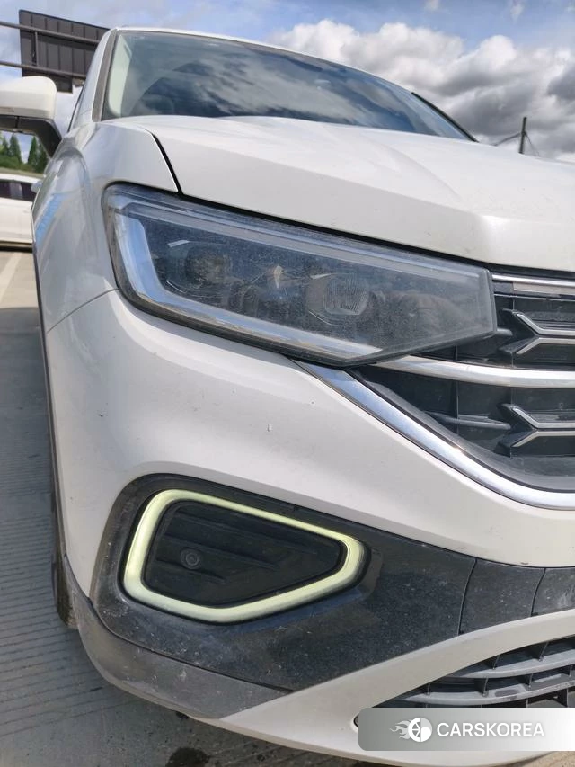Volkswagen Tayron 2023 Белый из Китая, фото 3