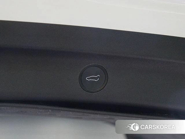 Tesla Model Y 2023 Белый из Кореи, фото 3