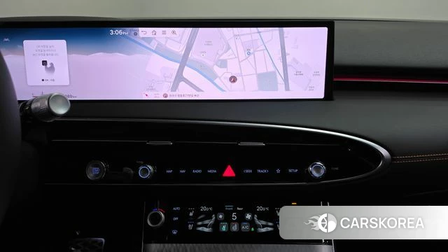 Genesis GV70 2025 Белый из Кореи, фото 3