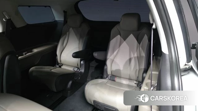 Kia The New Carnival 4th Generation 2025 Белый из Кореи, фото 3