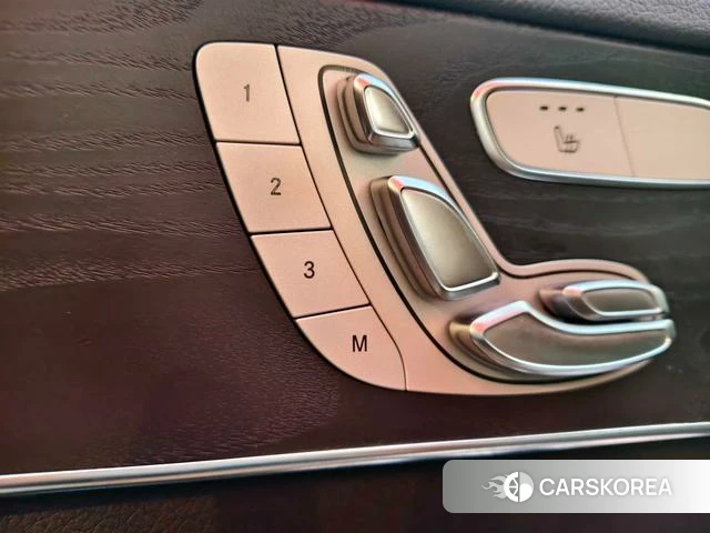Mercedes-Benz C-class 2021 Белый из Китая, фото 3