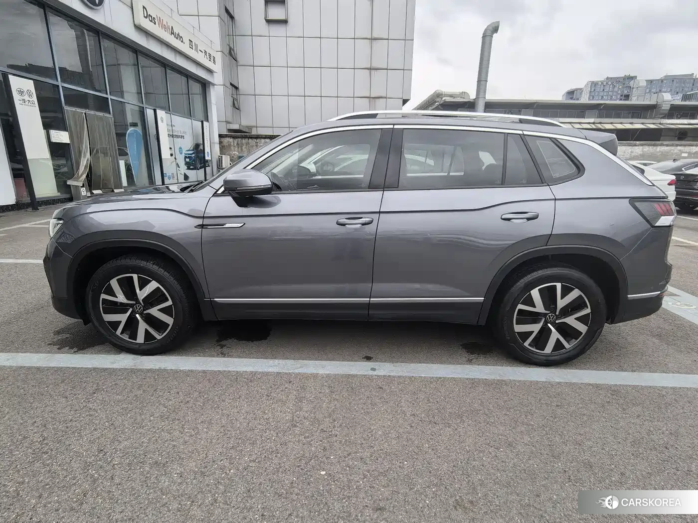 Volkswagen Tayron 2024 Silver/gray из Китая, фото 3