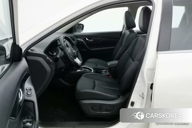 Nissan X-Trail 2020 Белый из Китая, фото 3