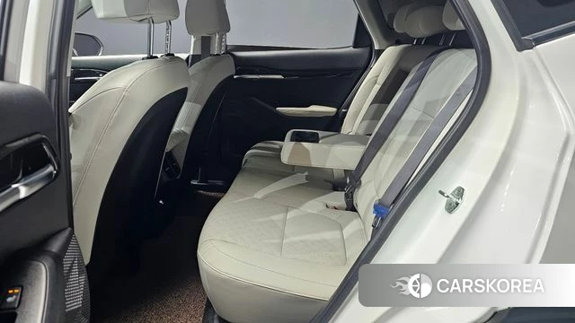 Kia Seltos 2022 Белый из Кореи, фото 3