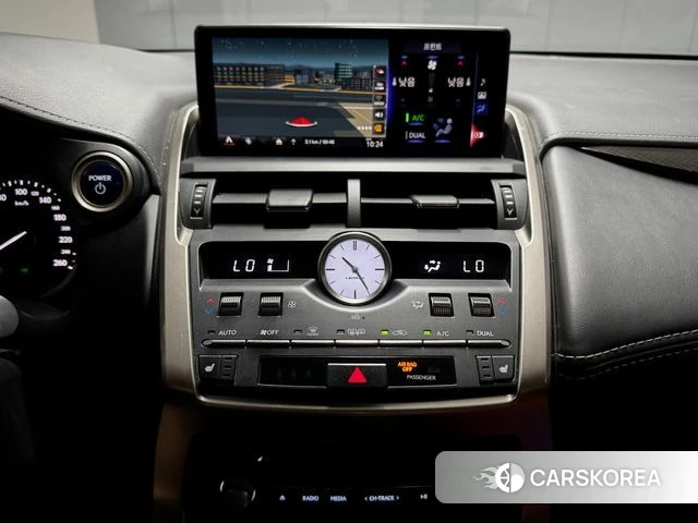 Lexus NX300h 2019 Серый из Кореи, фото 3