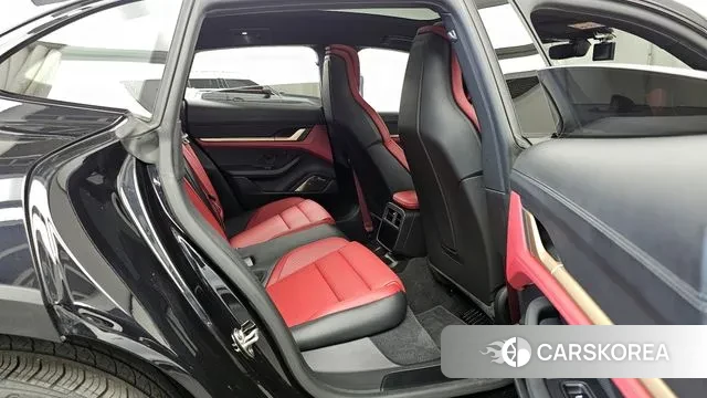 Porsche Taycan 2024 Черный из Кореи, фото 3