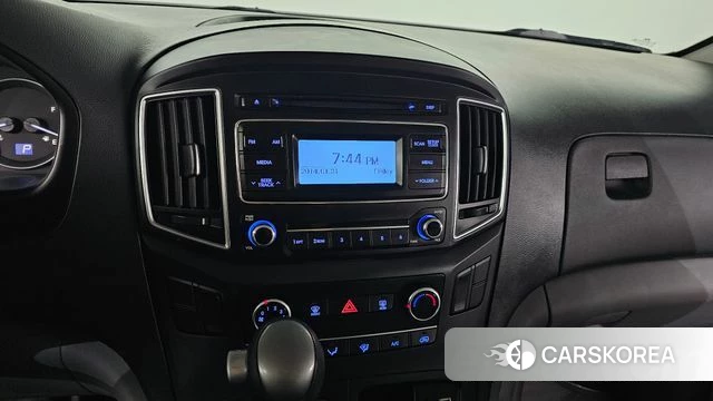 Hyundai The New Grand Starex 2020 Белый из Кореи, фото 3
