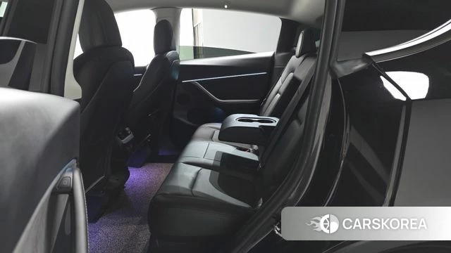 Tesla Model Y 2022 Черный из Кореи, фото 3