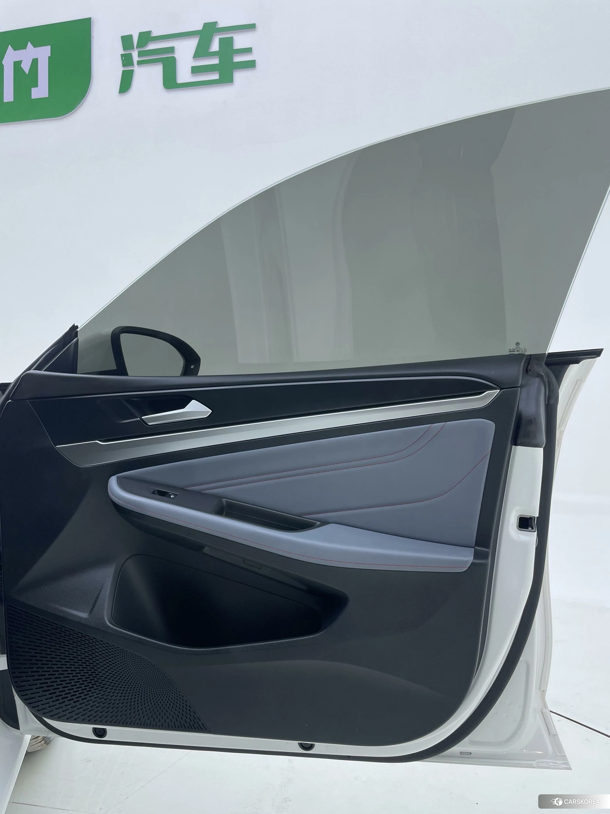 Volkswagen Lamando 2023 Белый из Китая, фото 3
