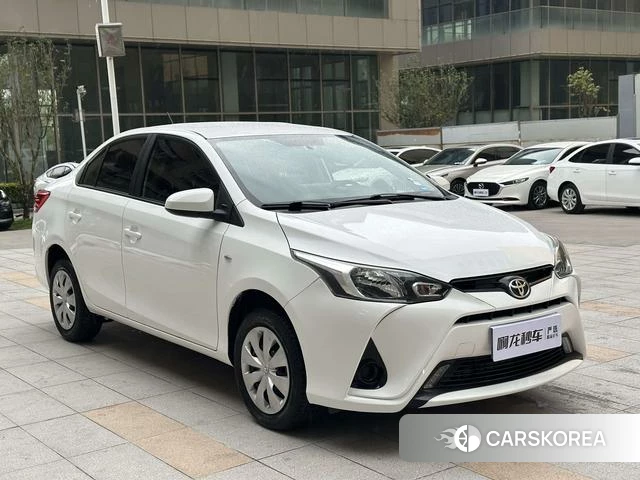Toyota Yaris L 2020 Белый из Китая, фото 3