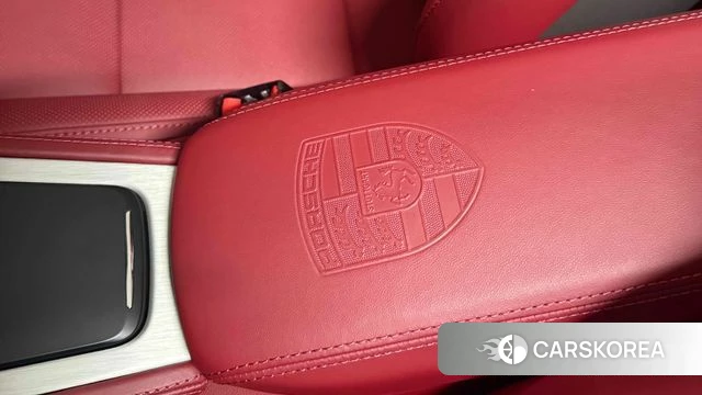 Porsche 718 Boxster 2021 Серебристо-серый из Кореи, фото 3