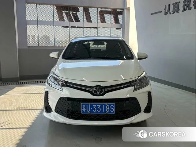 Toyota Vios 2021 Белый из Китая, фото 3