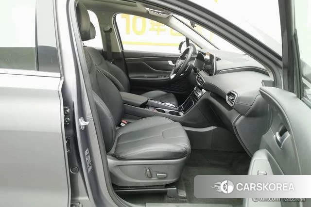 Hyundai Santa Fe 2021 Темно-серый из Китая, фото 3