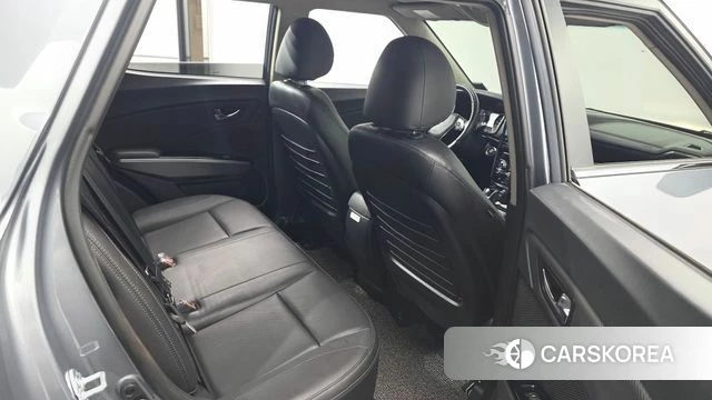 Ssangyong Berry New Tivoli 2019 Светло-серебряный цвет из Кореи, фото 3