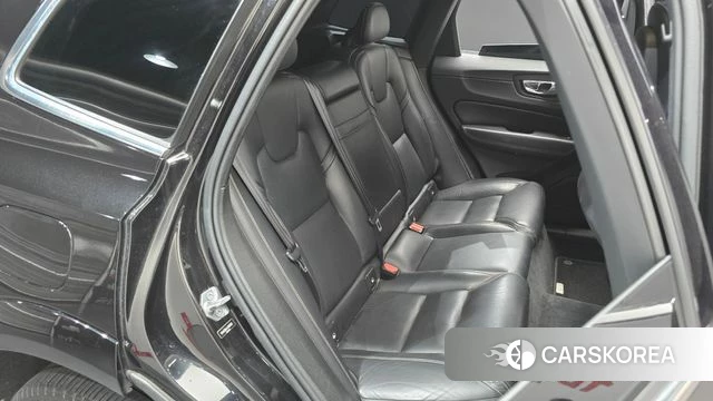 Volvo XC60 second Generation 2018 Черный из Кореи, фото 3