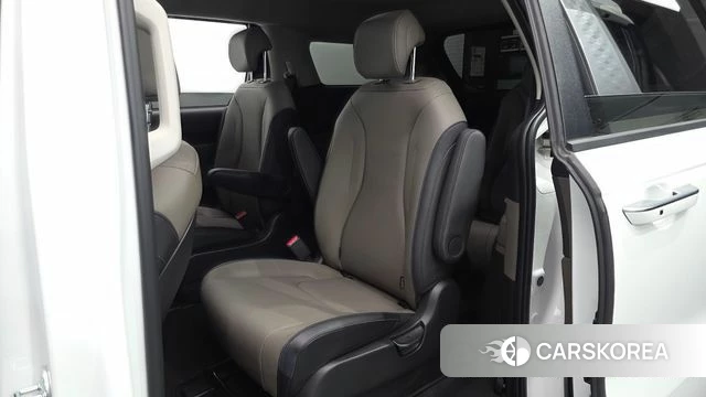 Kia The New Carnival 4th Generation 2024 Белый из Кореи, фото 3