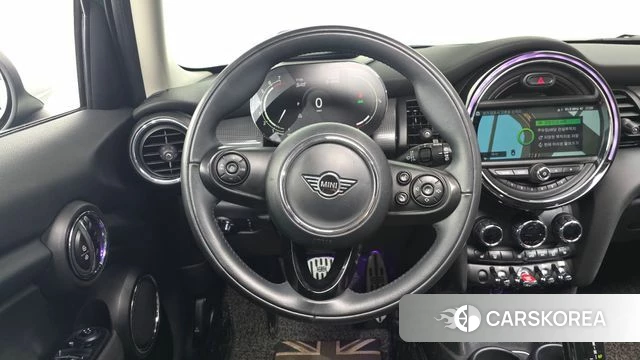 Mini Cooper 2021 Зеленый из Кореи, фото 3