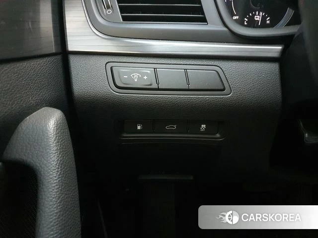 Hyundai Sonata New Rise Hybrid 2018 Белый из Кореи, фото 3