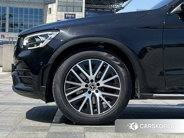 Mercedes-Benz GLC 2021 Черный из Китая, фото 3