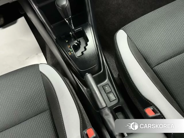 Toyota Yaris L 2021 Белый из Китая, фото 3
