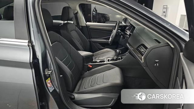 Volkswagen 7th Generation of Jetta 2021 Серый из Кореи, фото 3