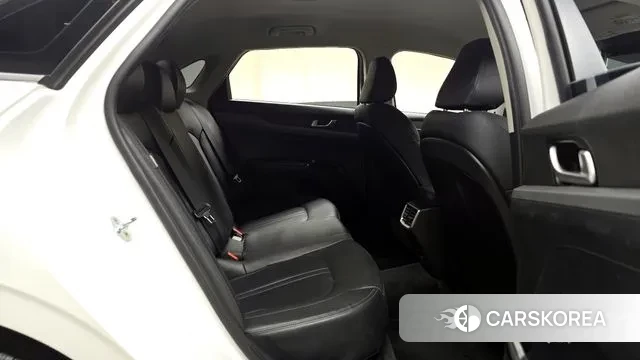 Kia K5 3rd generation 2021 Белый из Кореи, фото 3