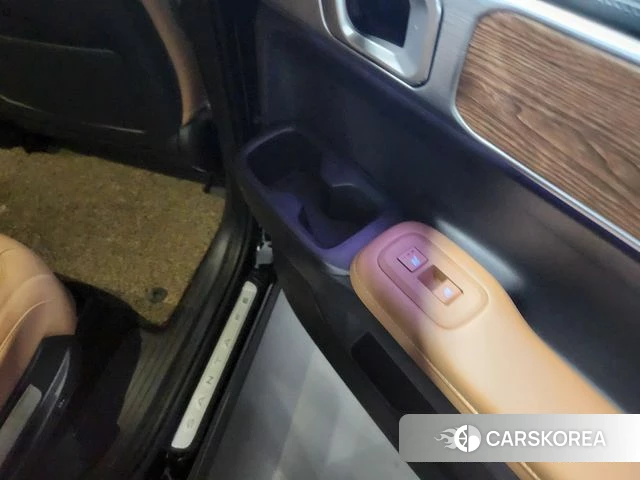 Hyundai Santa Fe (MX5) 2024 Черный из Кореи, фото 3