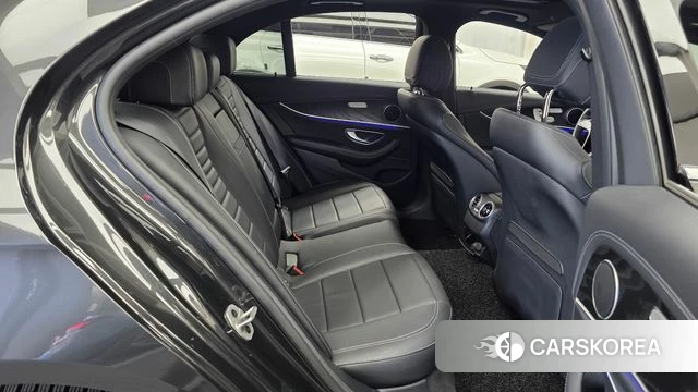 Mercedes-Benz E-Class W213 2022 Серый из Кореи, фото 3