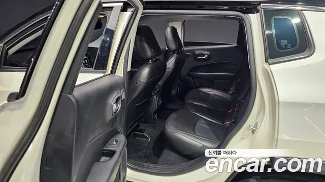 Jeep Compass 2nd Generation 2019 Белый из Кореи, фото 3