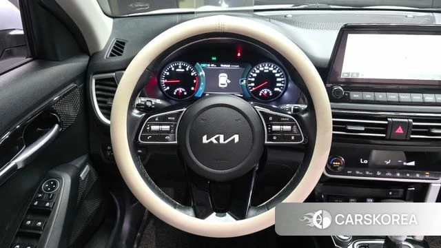 Kia Seltos 2021 Белый из Кореи, фото 4