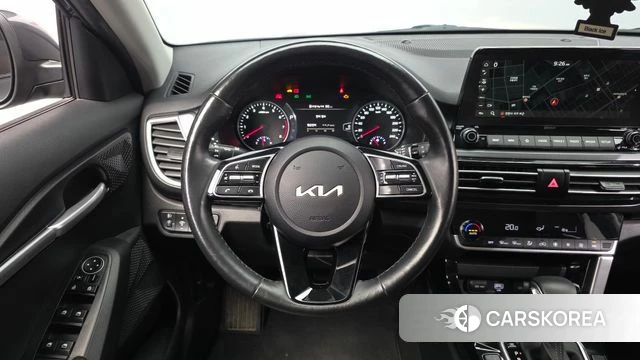 Kia Seltos 2022 Серый из Кореи, фото 4