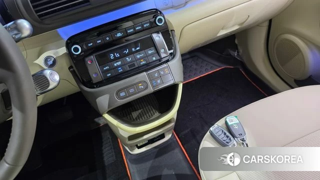 Hyundai Casper Electric 2025 Жемчужный цвет из Кореи, фото 4