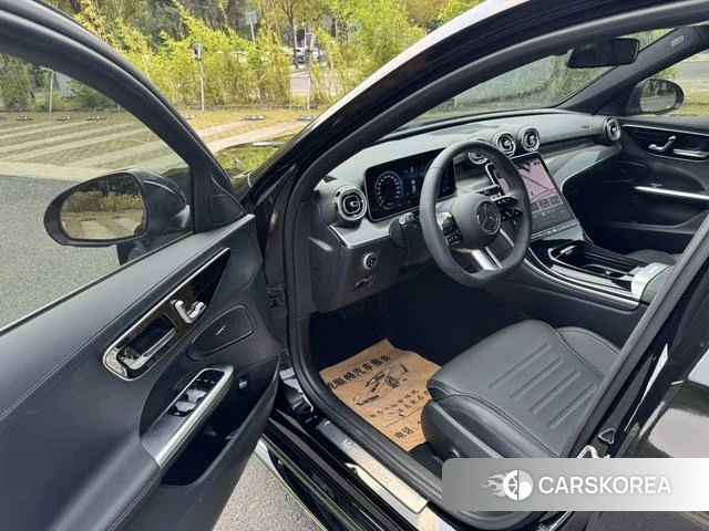 Mercedes-Benz C-class 2023 Черный из Китая, фото 4