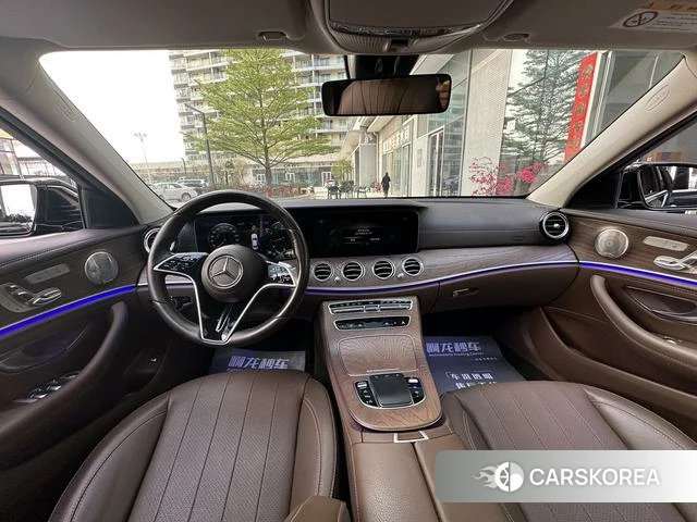 Mercedes-Benz E-Class 2023 Черный из Китая, фото 4