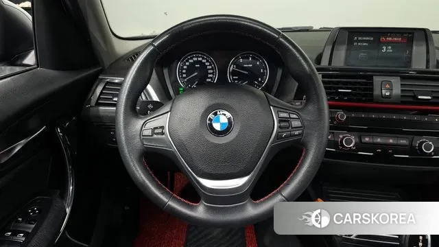 BMW 1 Series (F20) 2018 Черный из Кореи, фото 4