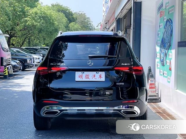 Mercedes-Benz GLC 2023 Черный из Китая, фото 4