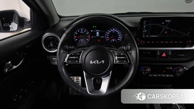 Kia The New K3 2nd generation 2022 Белый из Кореи, фото 4