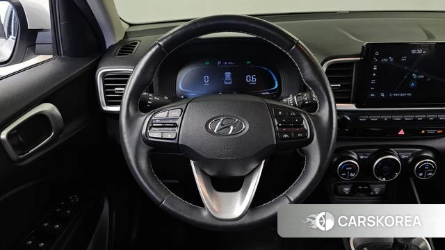 Hyundai Venue 2023 Белый из Кореи, фото 4